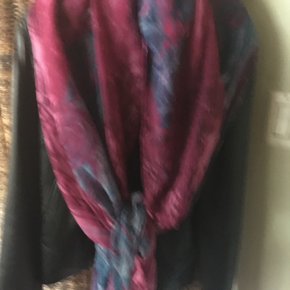 Scarf - Picture 2 of 3